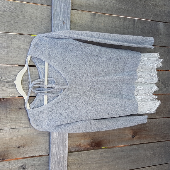 Women's Miss Selfridge sweater Size US 2 - Picture 3 of 4